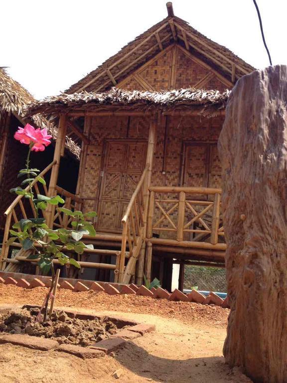 Bamboo House Apartman Bagan Kültér fotó